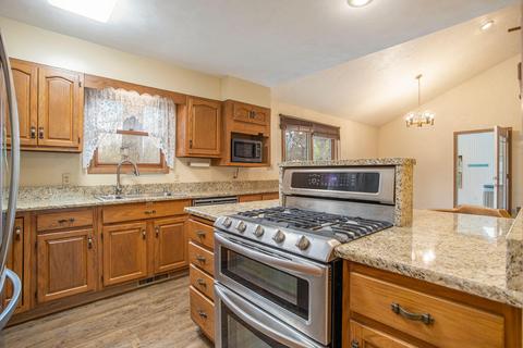 9245 B Dr S, Ceresco, MI 49033 photo 8