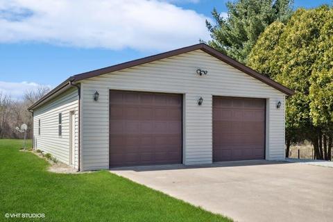 8202 N 300 E, Rolling Prairie, IN 46371 photo 4
