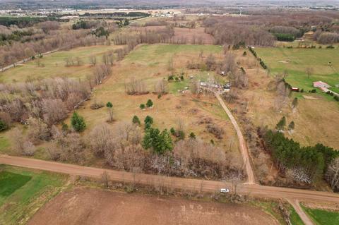 10243 7 Mile Rd, Evart, MI 49631