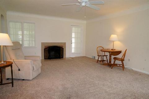 810 Briarcliff Rd, Jackson, MI 49203 photo 4