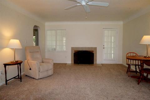 810 Briarcliff Rd, Jackson, MI 49203 photo 3