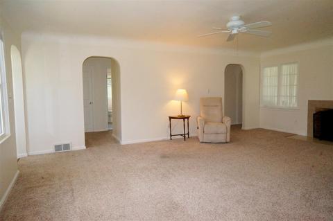 810 Briarcliff Rd, Jackson, MI 49203 photo 6