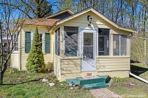 7393 Critchfield Rd, South Haven, MI 49090