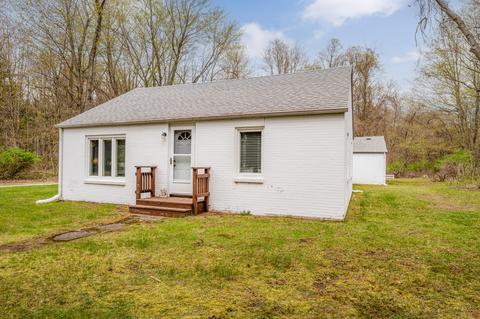 13625 Cottonwood Ln, Harbert, MI 49115