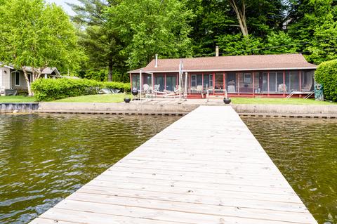 8556 Lake Ave, Watervliet, MI 49098
