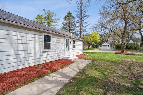 3226 Matthews St, Jackson, MI 49203 photo 8