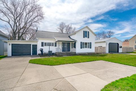 515 W May St, Belding, MI 48809 photo 2
