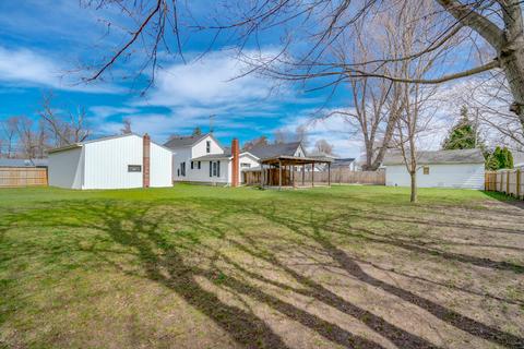 515 W May St, Belding, MI 48809 photo 28