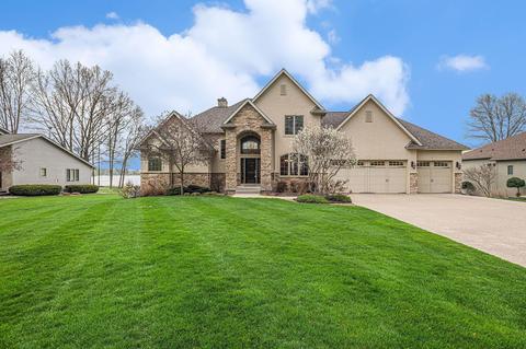 149 Lakewood Dr, East Leroy, MI 49051