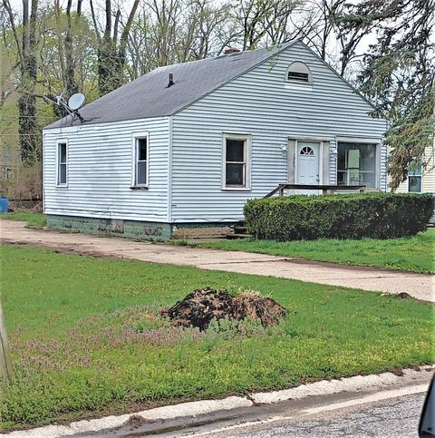 1362 Agard Ave, Benton Harbor, MI 49022