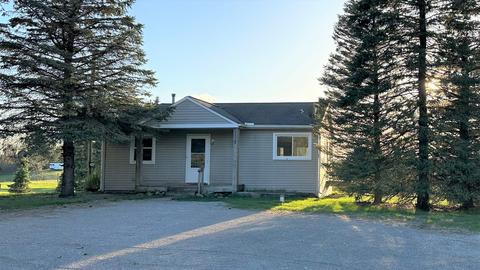 9896 Case Rd, Brooklyn, MI 49230