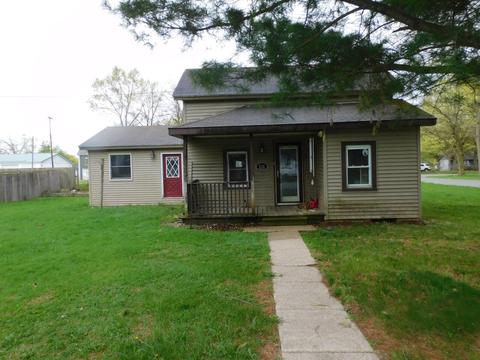 235 W Market St, Centreville, MI 49032