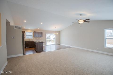 5807 Birdsong Ct SE, Kentwood, MI 49508