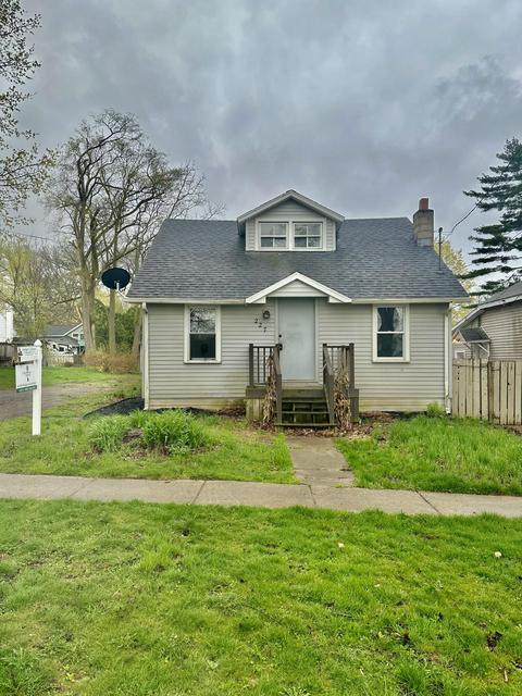 227 James St, Parma, MI 49269