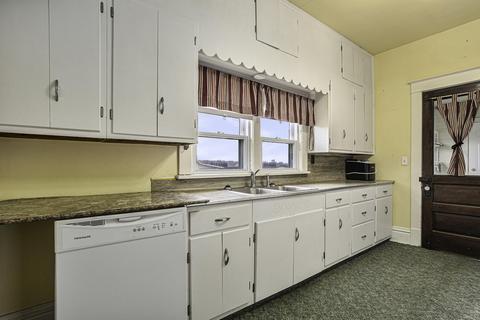 134 E Grant St, Bronson, MI 49028 photo 10
