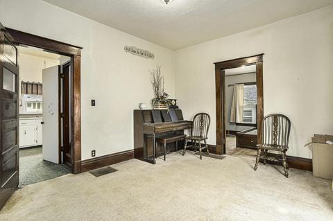 134 E Grant St, Bronson, MI 49028 photo 7