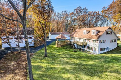 173 Preuss Rd W, Manistee, MI 49660
