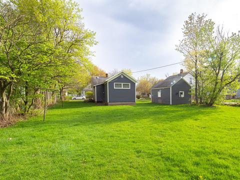 209 Sycamore St E, Three Oaks, MI 49128 photo 16