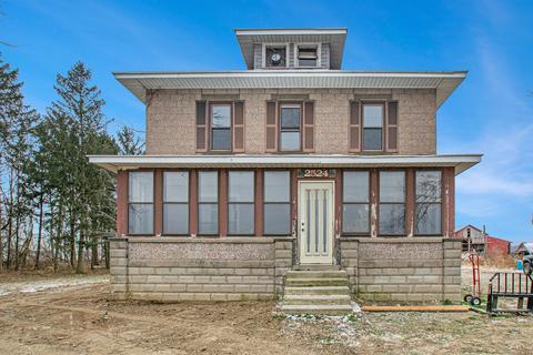 2524 Elm Valley Rd, Galien, MI 49113
