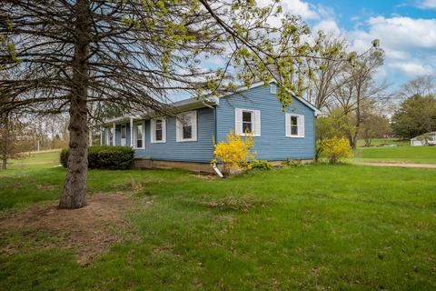 6611 Seymour Rd, Jackson, MI 49201