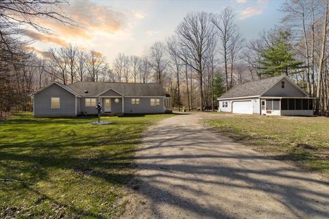 8406 E Broadway Rd, Mount Pleasant, MI 48858