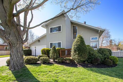 1436 Clarke Pl, South Haven, MI 49090
