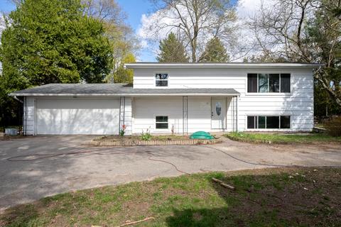 8904 Storey Rd, Belding, MI 48809 photo 1