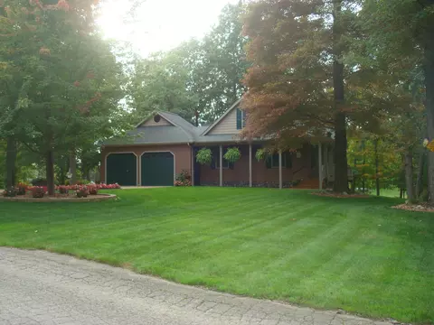 14178 Tyson Trl, Camden, MI 49232