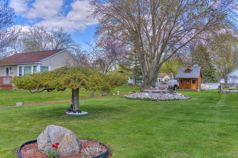 623 Bellevue Ave, Jackson, MI 49202 photo 4