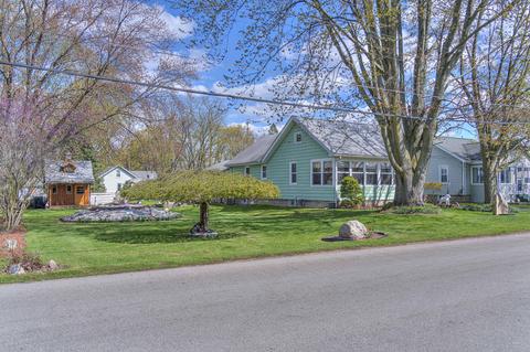 623 Bellevue Ave, Jackson, MI 49202 photo 3