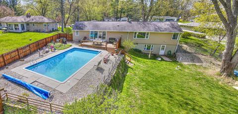 3405 Pine Ridge Dr, Jackson, MI 49201 photo 3