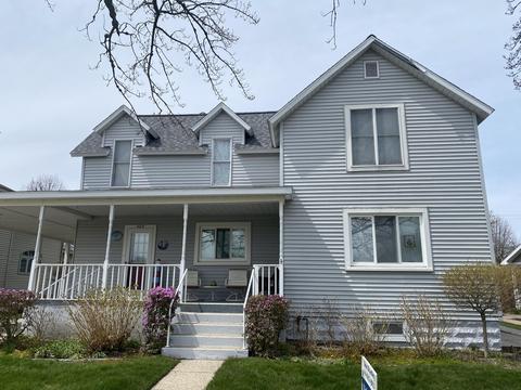 409 N Gaylord Ave, Ludington, MI 49431