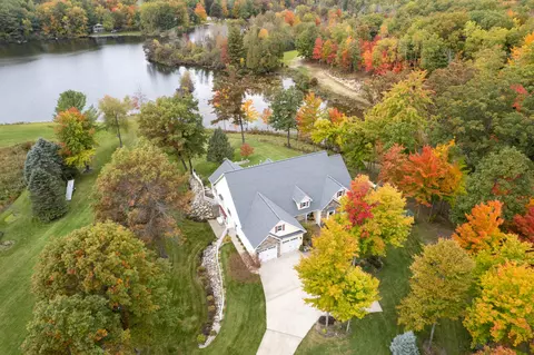 4095 Maple Ln, Weidman, MI 48893
