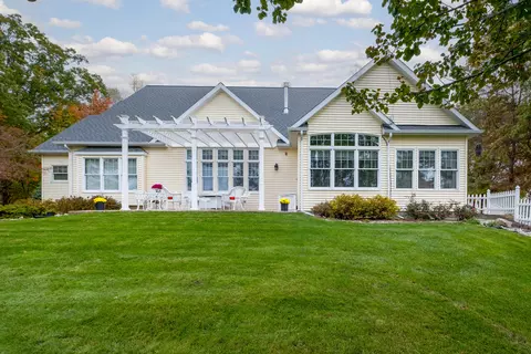 4095 Maple Ln, Weidman, MI 48893 photo 6