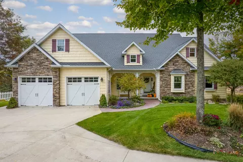 4095 Maple Ln, Weidman, MI 48893 photo 2