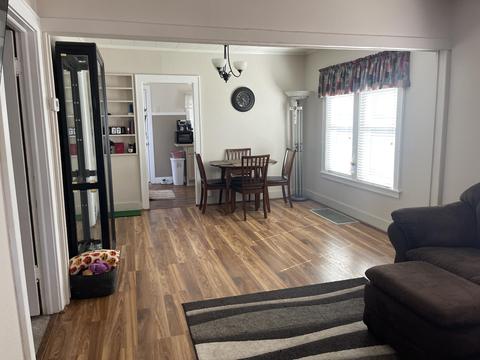 203 Cass Ave, Jackson, MI 49203 photo 3