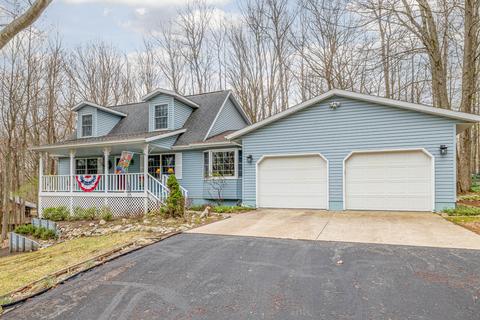 11705 Straight Arrow Ln, Canadian Lakes, MI 49346