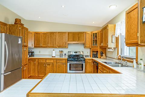 701 Pemberton Ln, Jackson, MI 49203 photo 24