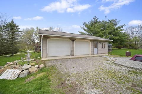 101 Springmill Dr, Jerome, MI 49249 photo 2