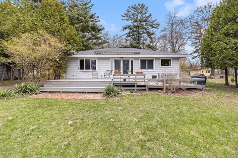 1616 N Shore Dr, Mears, MI 49436