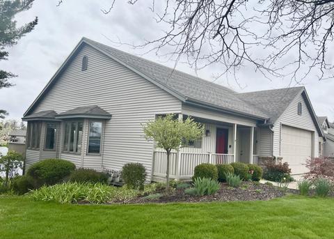 6211 Eastridge Dr, Hudsonville, MI 49426