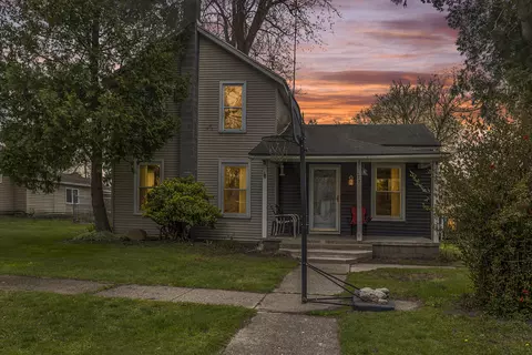 177 N Park St, Cedar Springs, MI 49319