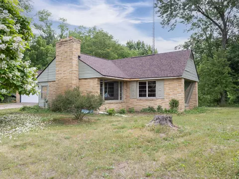 333 N Lake St, Grass Lake, MI 49240