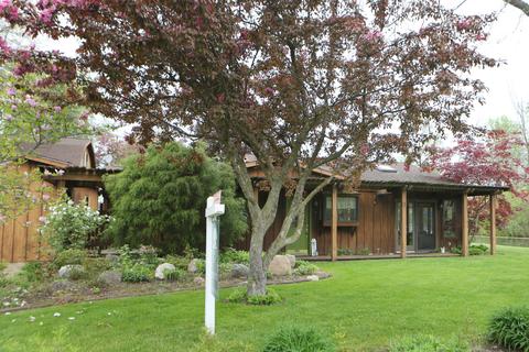 1209 Sumac Dr, Stanton, MI 48888 photo 4