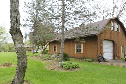 1209 Sumac Dr, Stanton, MI 48888 photo 7