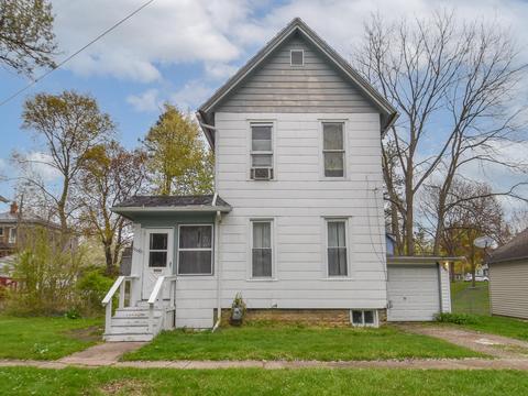 1115 Perry St, Albion, MI 49224