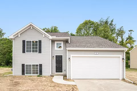 10250 Schrier Ln, Portage, MI 49024