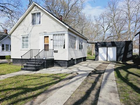2512 8th St, Muskegon, MI 49444