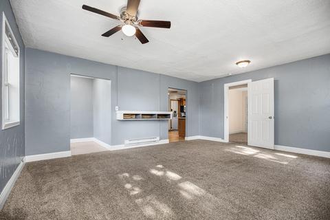 114 W 4th St, Buchanan, MI 49107 photo 6