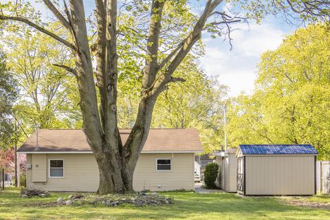 114 W 4th St, Buchanan, MI 49107 photo 20